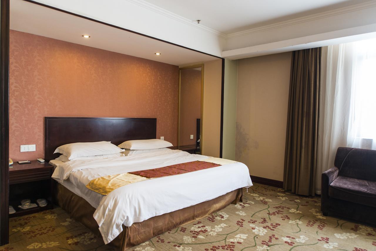 Vienna 3 Best Hotel Shanghai Expo Sanlin Eksteriør bilde